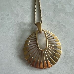 Kendra Scott Deanne Pendant necklace
